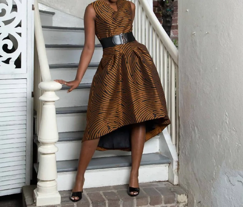 Sleeveless Dress With Short SkirtHigh Low Sleeveless Dress In Black-Gold