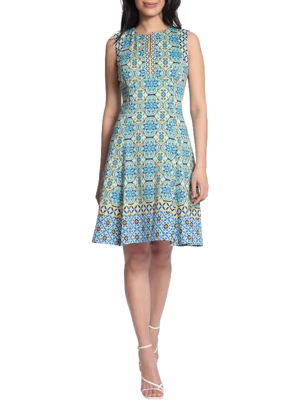 Sleeveless Dress With ChecksWomens Printed Sleeveless Fit & Flare Dress