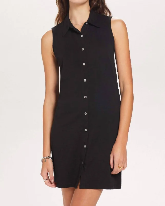 Sleeveless Dress In WovenSleeveless Two Fabric Shirt Dress in Black