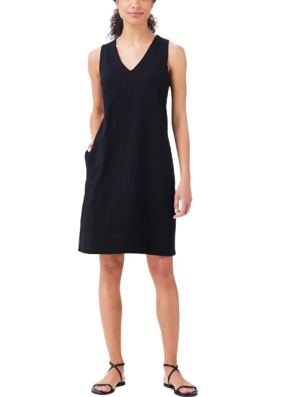 Sleeveless Dress With Zip-Up BackNzt Sleeveless V-Neck Dress In Black Onyx