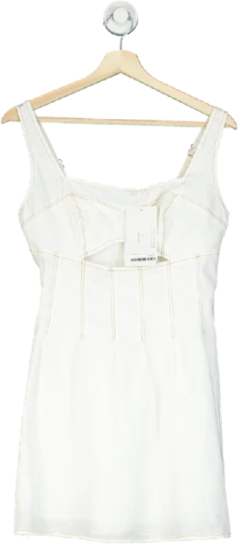 Sleeveless Dress With Geometric PrintsAll About May White Sleeveless Dress UK 10